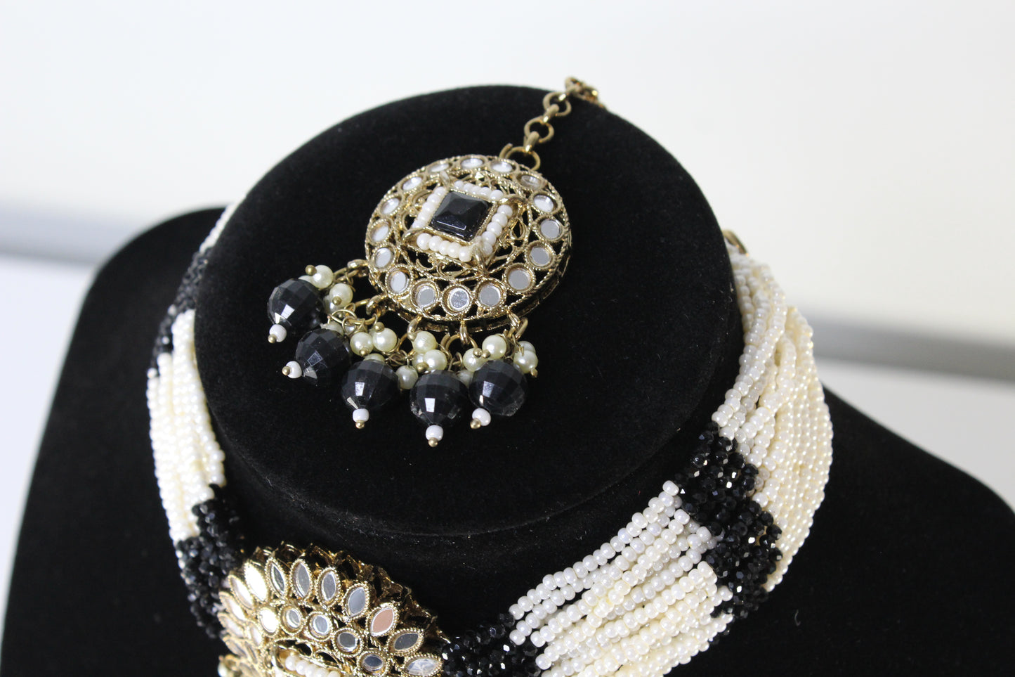 Moonlit Reflections Set - Black
