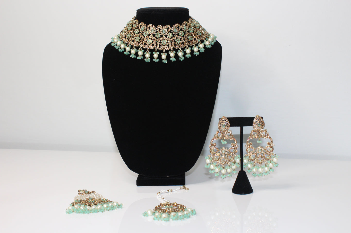 Enchanting Embrace Set - Mint