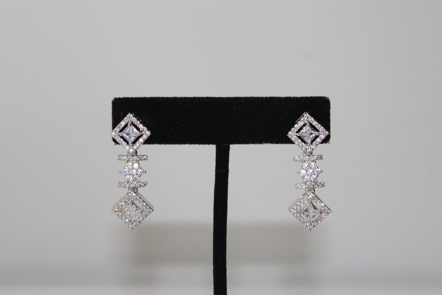 Chic Delight American Diamond Set
