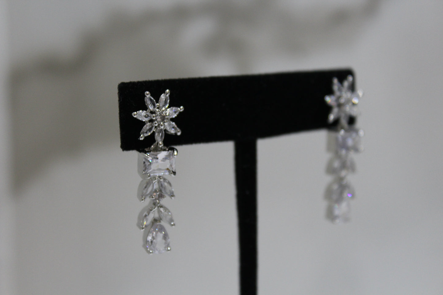 Lumina Royale American Diamond Set - Silver