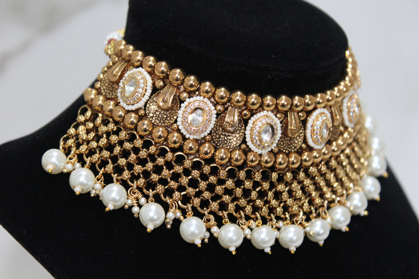Rajwada Heirloom Pearl Set - White