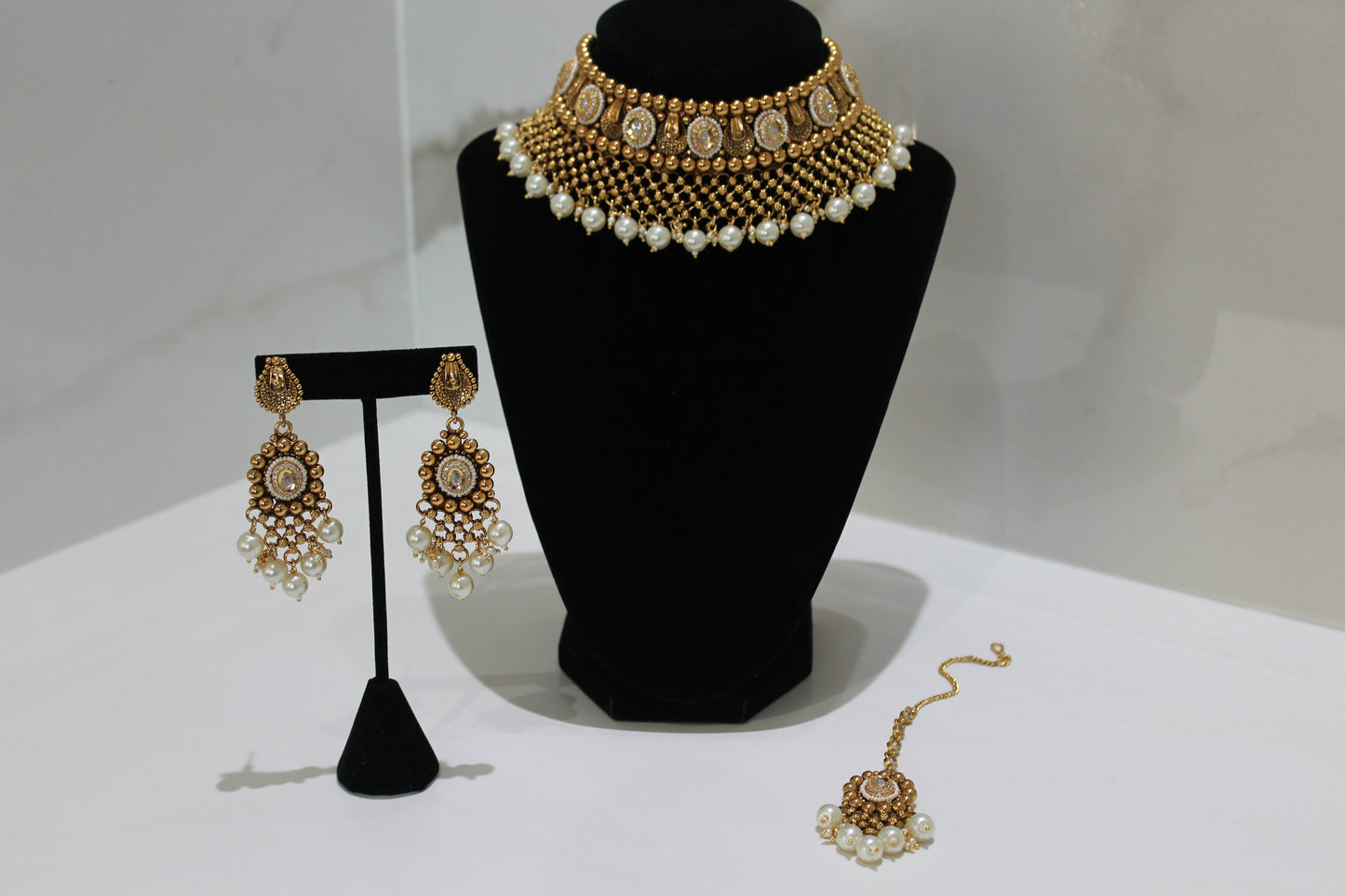 Rajwada Heirloom Pearl Set - White