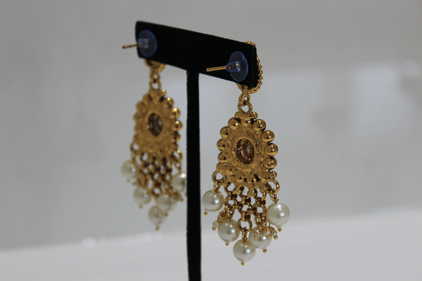 Rajwada Heirloom Pearl Set - White