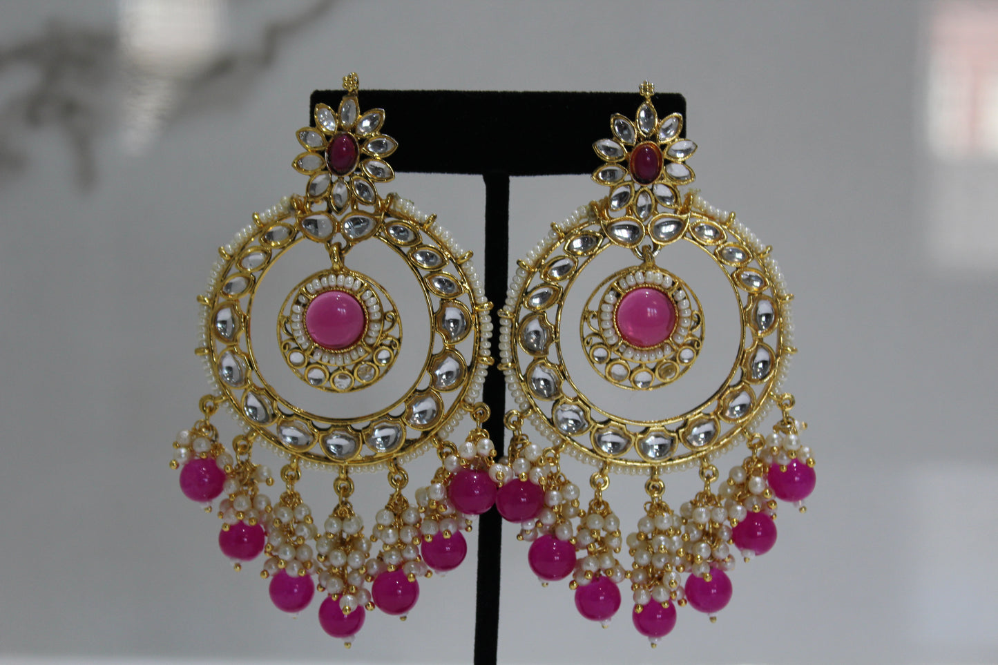 Luminous Aura Tikka Set - Magenta