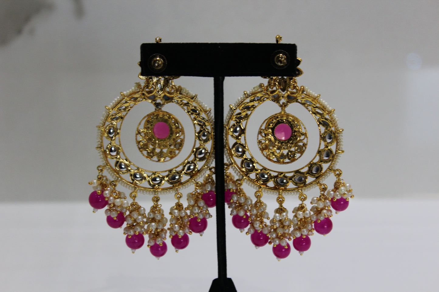 Luminous Aura Tikka Set - Magenta