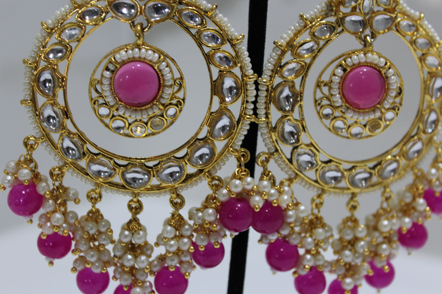 Luminous Aura Tikka Set - Magenta