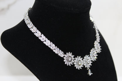 Flora American Diamond Set - Silver