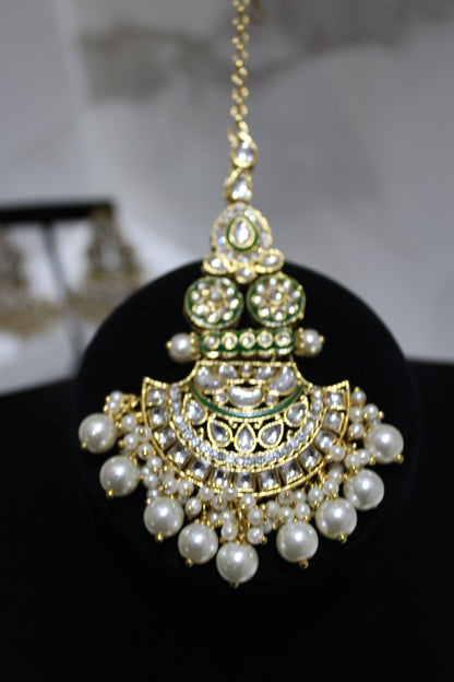 Maharani Pearl Tikka Set