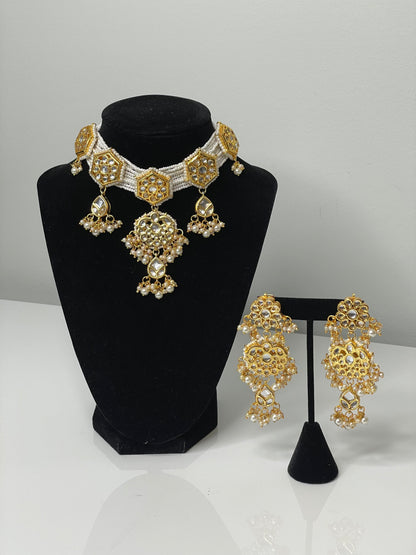 Pachi Kundan Glam Choker Set